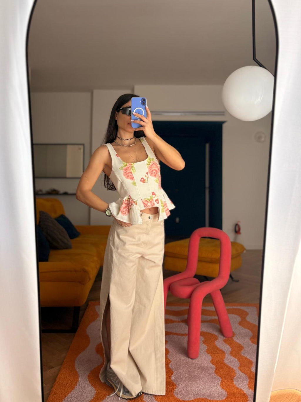 PANTALONI CON SPACCO LATERALE