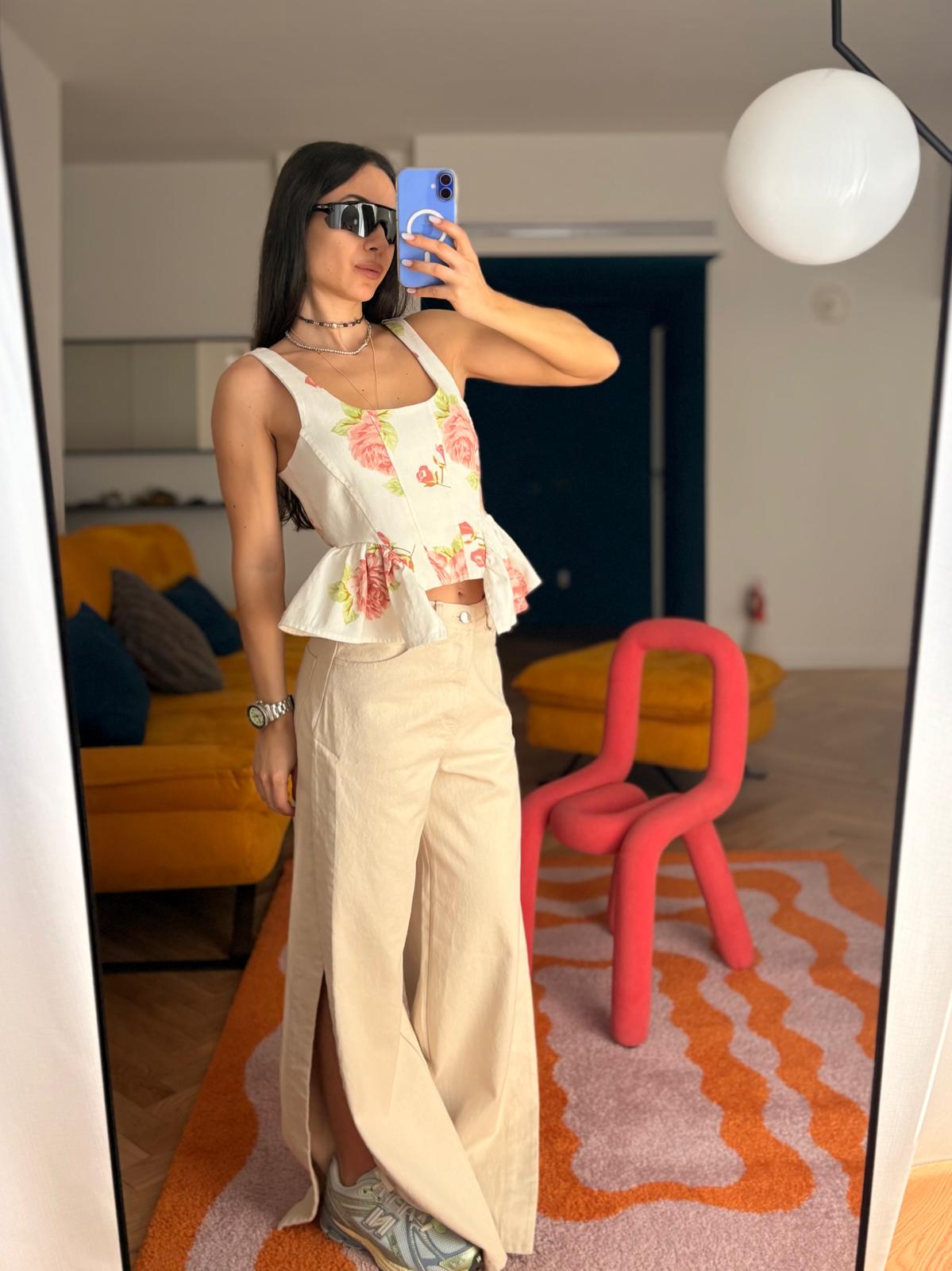 PANTALONI CON SPACCO LATERALE