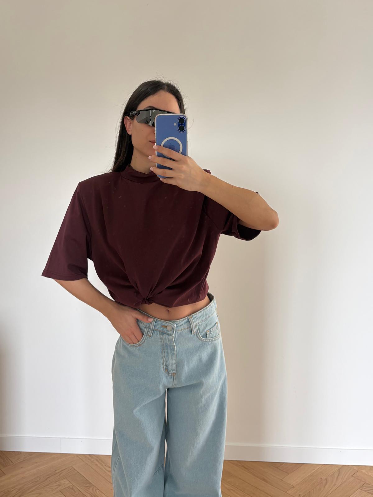 T-SHIRT MANICHE CORTE CON SPALLINE IMBOTTITE