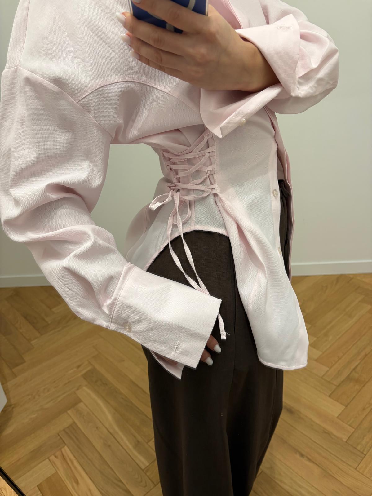 CAMICIA CON LACCETTI REGOLABILI